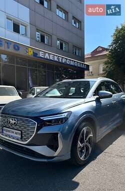 Audi Q4 e-tron 2025
