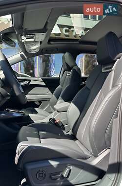 Внедорожник / Кроссовер Audi Q4 e-tron 2025 в 