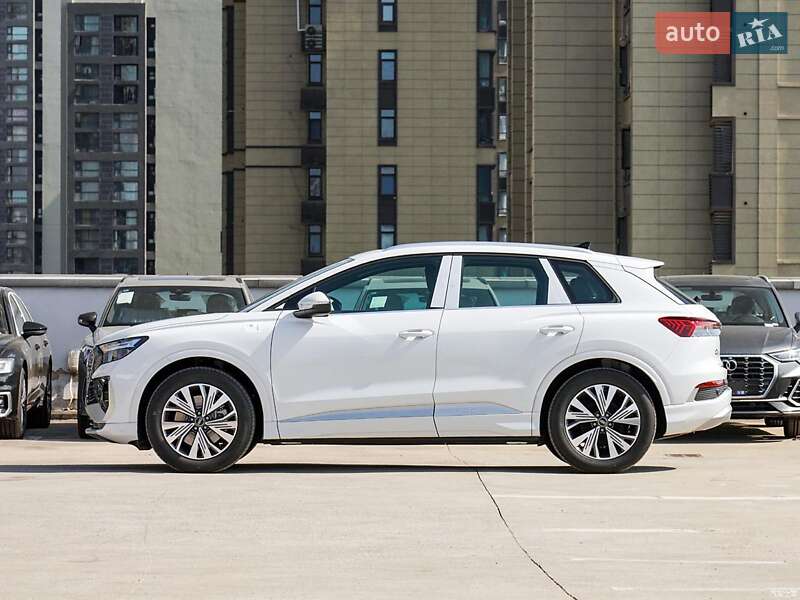 Audi Q4 e-tron 2025