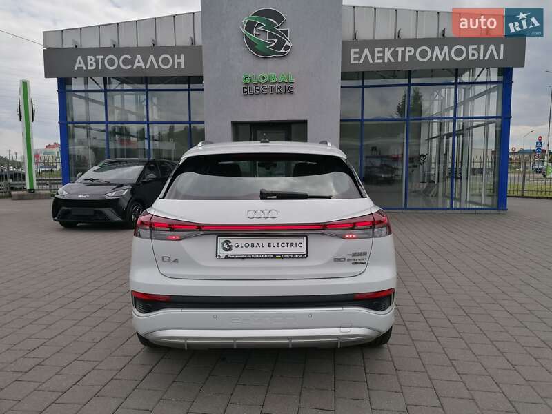 Позашляховик / Кросовер Audi Q4 e-tron 2023 в Мукачевому