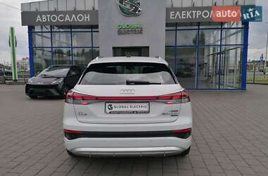 Позашляховик / Кросовер Audi Q4 e-tron 2023 в 