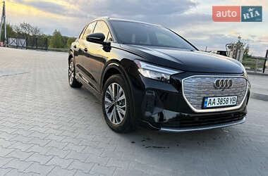 Audi Q4 e-tron 2022 Audi Q4 e-tron 2022