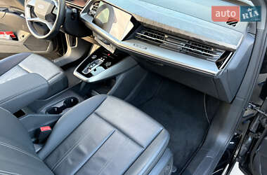 Внедорожник / Кроссовер Audi Q4 e-tron 2022 в 