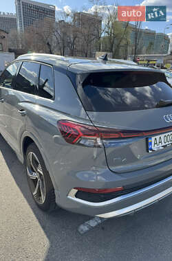Внедорожник / Кроссовер Audi Q4 e-tron 2023 в 