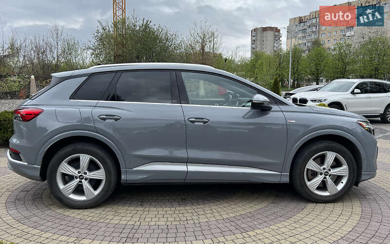 Позашляховик / Кросовер Audi Q4 e-tron 2023 в Львові