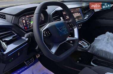 Внедорожник / Кроссовер Audi Q4 e-tron 2025 в 