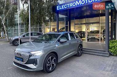 Audi Q4 e-tron 2025 Audi Q4 e-tron 2025