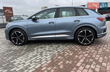 Внедорожник / Кроссовер Audi Q4 e-tron 2023 в 