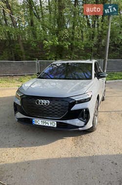 Внедорожник / Кроссовер Audi Q4 e-tron 2023 в 
