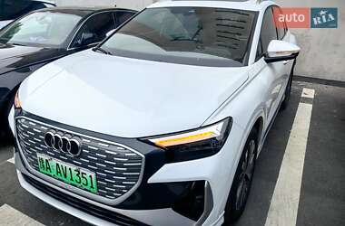Audi Q4 e-tron 2023 Audi Q4 e-tron 2023