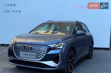 Audi Q4 e-tron 2023 Audi Q4 e-tron 2023