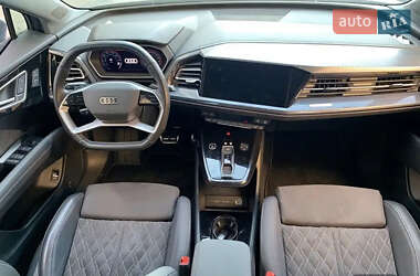 Внедорожник / Кроссовер Audi Q4 e-tron 2023 в 