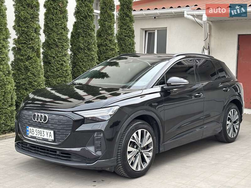Внедорожник / Кроссовер Audi Q4 e-tron 2021 в 