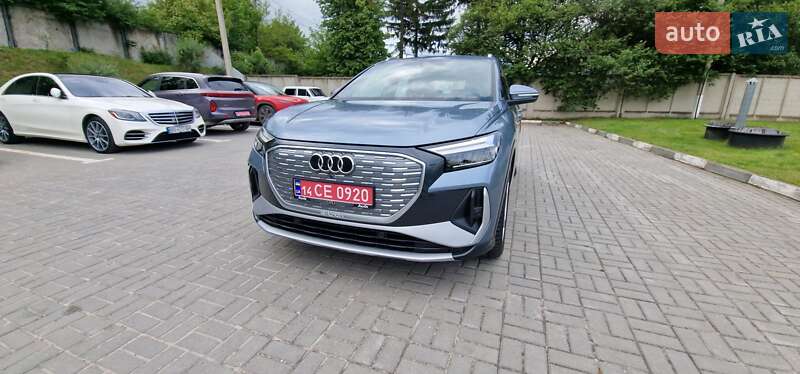 Внедорожник / Кроссовер Audi Q4 e-tron 2023 в Тернополе