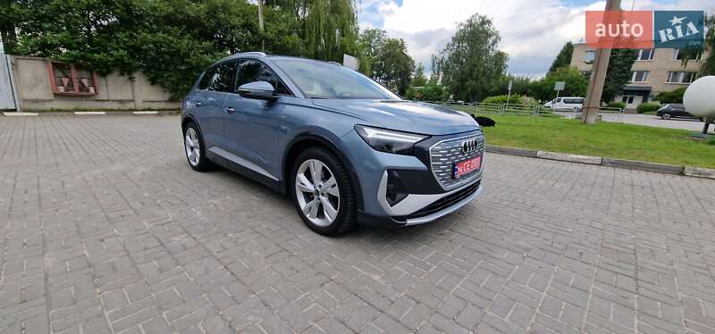 Внедорожник / Кроссовер Audi Q4 e-tron 2023 в Тернополе