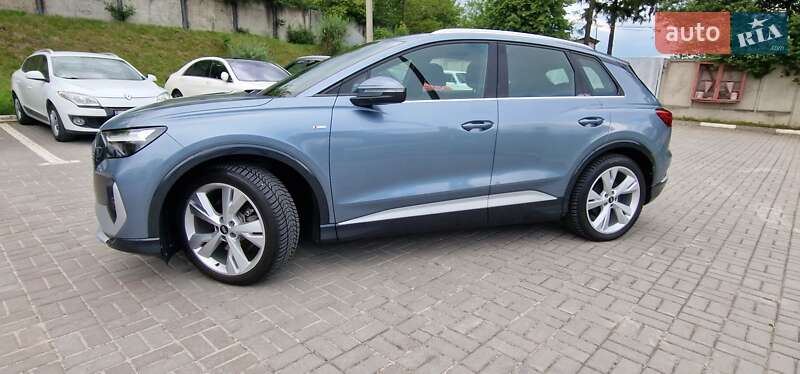Внедорожник / Кроссовер Audi Q4 e-tron 2023 в Тернополе
