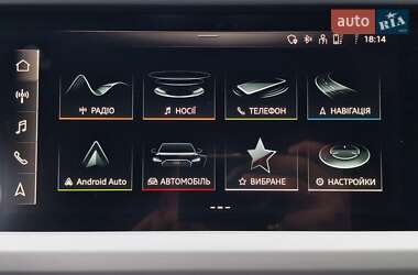 Позашляховик / Кросовер Audi Q4 e-tron 2023 в 