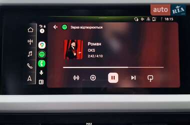 Позашляховик / Кросовер Audi Q4 e-tron 2023 в 