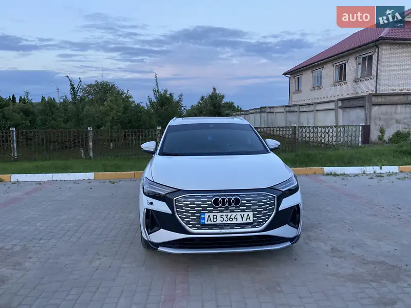 Audi Q4 e-tron 2021
