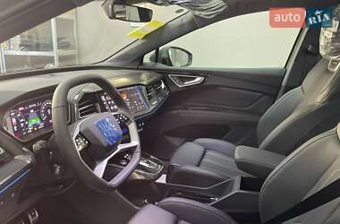 Внедорожник / Кроссовер Audi Q4 e-tron 2025 в 