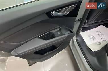 Внедорожник / Кроссовер Audi Q4 e-tron 2025 в 