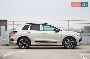 Внедорожник / Кроссовер Audi Q4 e-tron 2024 в 