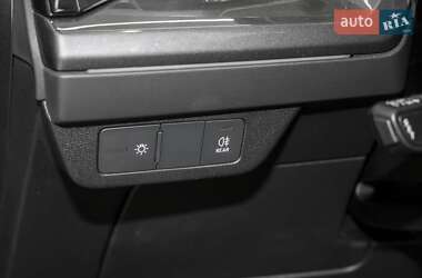 Внедорожник / Кроссовер Audi Q4 e-tron 2024 в 