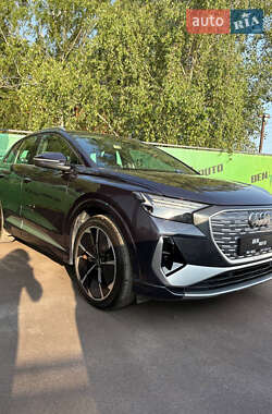 Позашляховик / Кросовер Audi Q4 e-tron 2024 в Києві