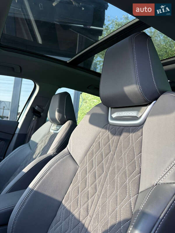 Позашляховик / Кросовер Audi Q4 e-tron 2024 в Києві