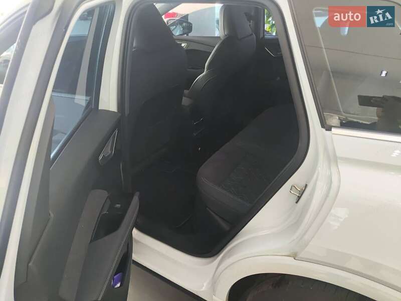 Внедорожник / Кроссовер Audi Q4 e-tron 2023 в Днепре