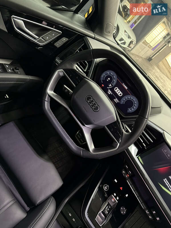 Позашляховик / Кросовер Audi Q4 e-tron 2023 в Одесі