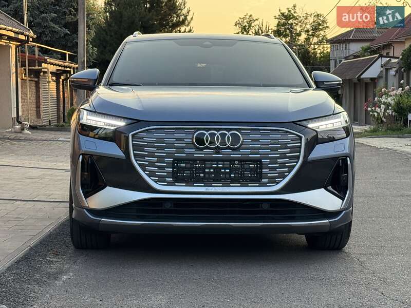 Позашляховик / Кросовер Audi Q4 e-tron 2023 в Одесі