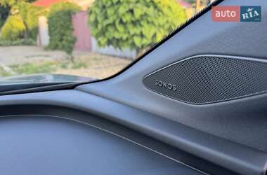 Внедорожник / Кроссовер Audi Q4 e-tron 2023 в 