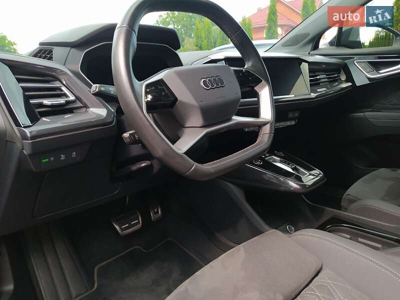 Позашляховик / Кросовер Audi Q4 e-tron 2023 в Києві