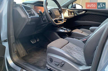 Внедорожник / Кроссовер Audi Q4 e-tron 2023 в 