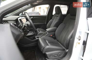 Внедорожник / Кроссовер Audi Q4 e-tron 2023 в 