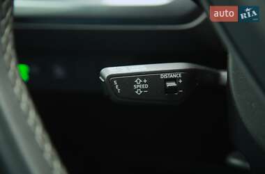 Внедорожник / Кроссовер Audi Q4 e-tron 2023 в 