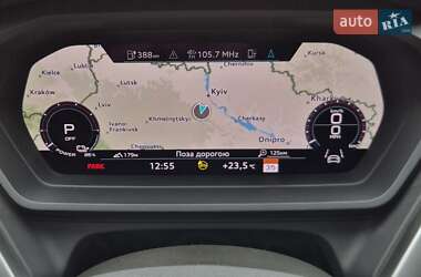 Внедорожник / Кроссовер Audi Q4 e-tron 2023 в 