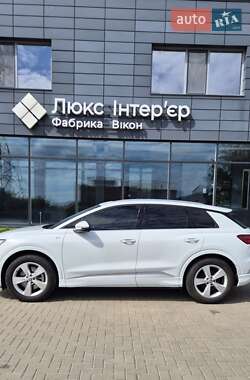 Audi Q4 e-tron 2023 Audi Q4 e-tron 2023