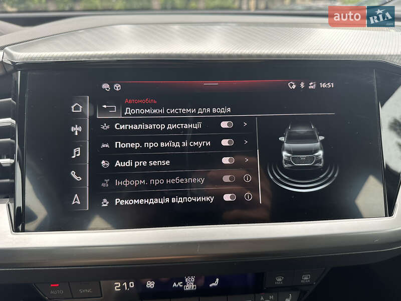 Позашляховик / Кросовер Audi Q4 e-tron 2021 в Києві