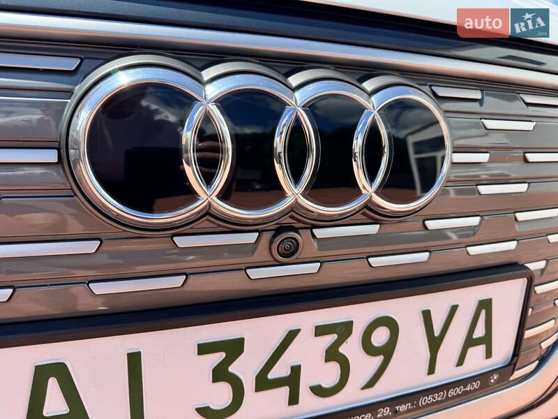 Внедорожник / Кроссовер Audi Q4 e-tron 2022 в Жашкове