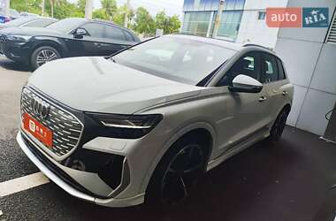 Audi Q4 e-tron 2023