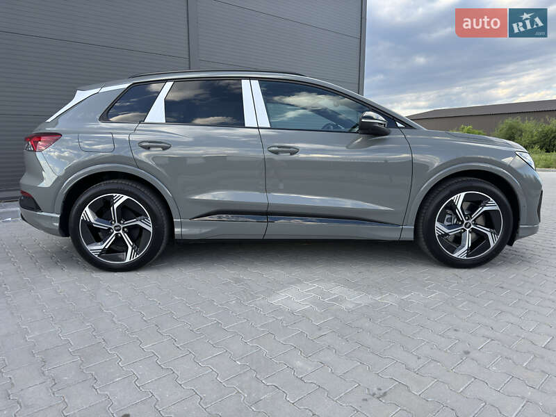 Внедорожник / Кроссовер Audi Q4 e-tron 2025 в Ивано-Франковске
