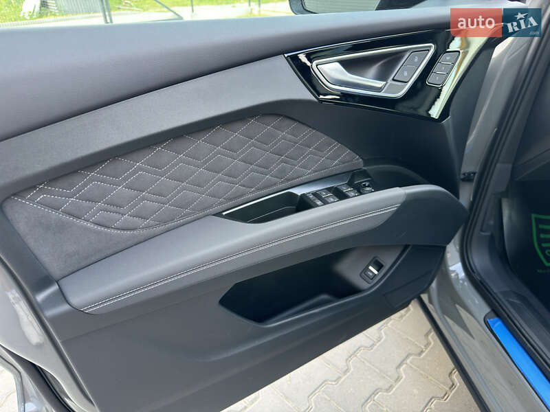 Внедорожник / Кроссовер Audi Q4 e-tron 2025 в Ивано-Франковске