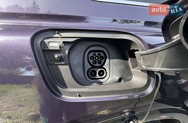 Позашляховик / Кросовер Audi Q4 e-tron 2022 в 