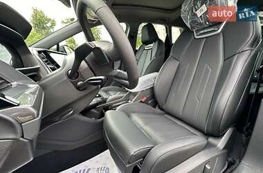 Позашляховик / Кросовер Audi Q4 e-tron 2025 в 