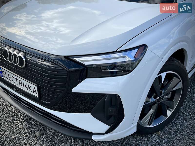 Внедорожник / Кроссовер Audi Q4 e-tron 2024 в Днепре