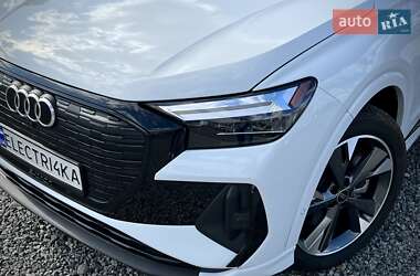 Внедорожник / Кроссовер Audi Q4 e-tron 2024 в 
