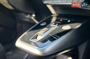Внедорожник / Кроссовер Audi Q4 e-tron 2024 в 