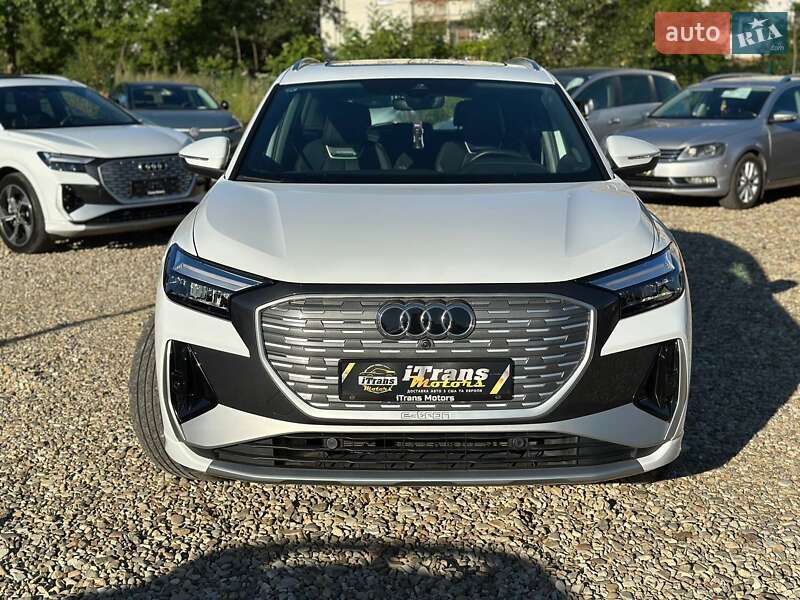 Внедорожник / Кроссовер Audi Q4 e-tron 2023 в Стрые